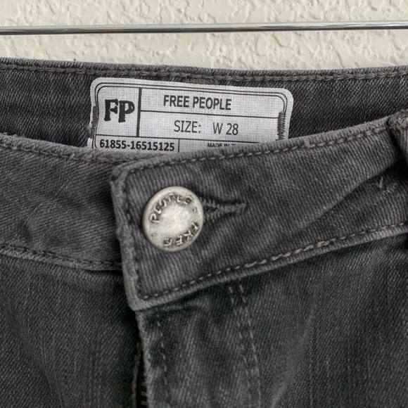 NWT Free People straight crop jeans. - Picture 6 of 7